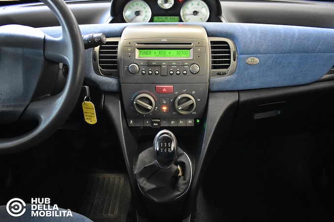 LANCIA YPSILON 1.2
